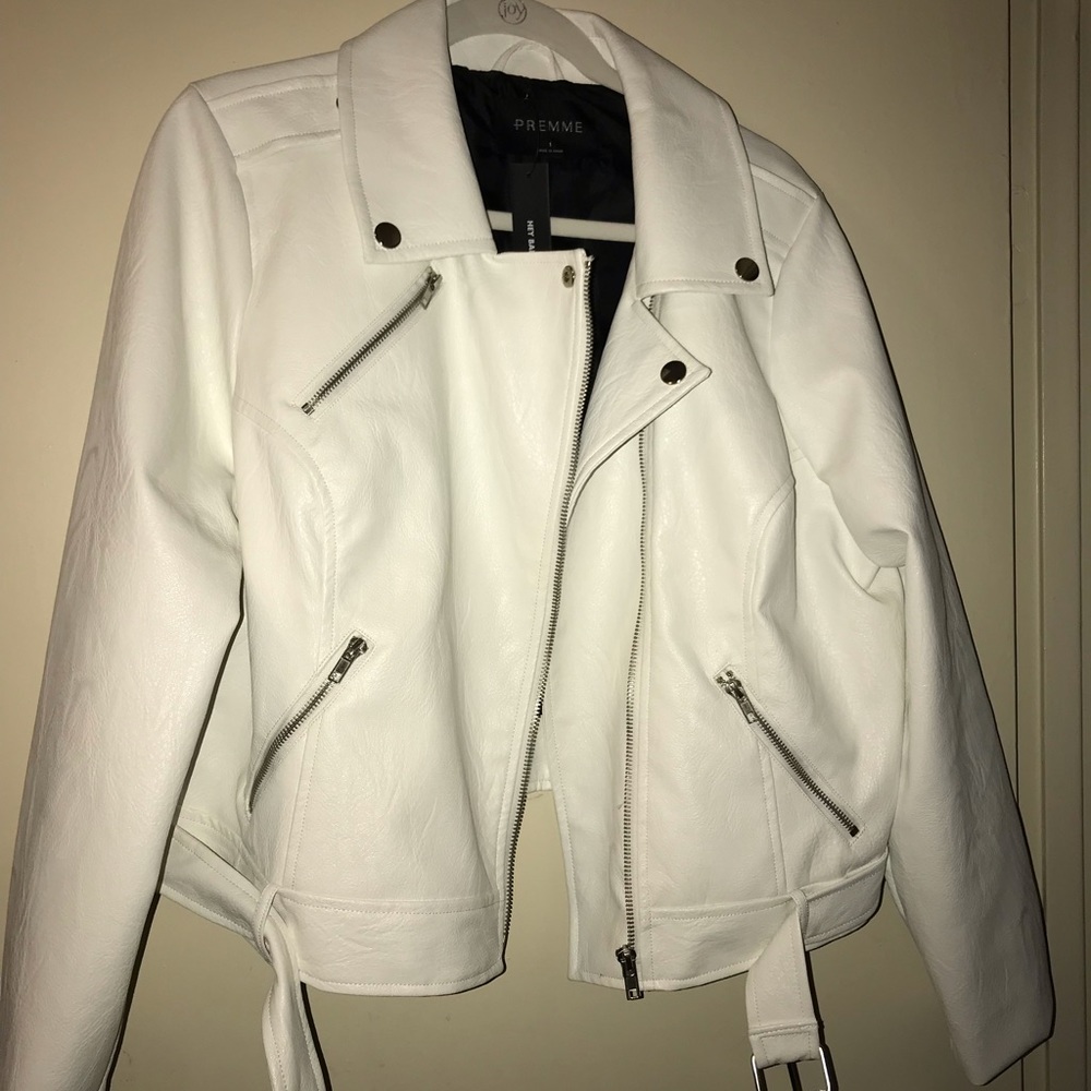 😍PREMME VEGAN LEATHER MOTO JACKET😍